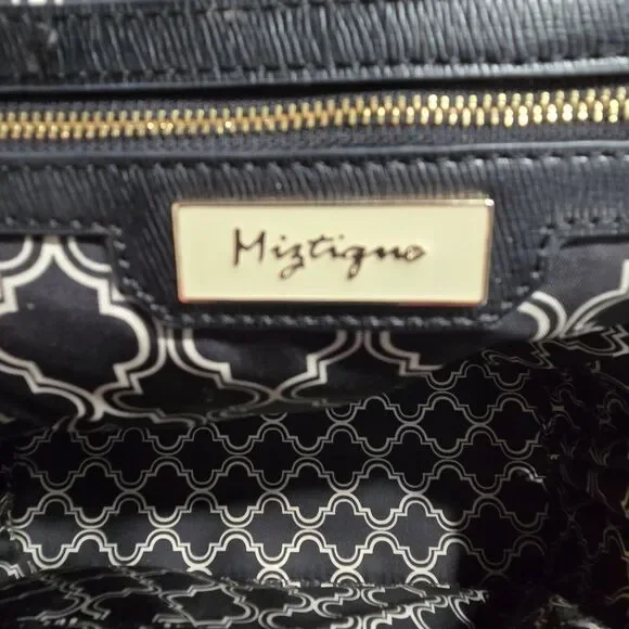 Miztique Black Vegan Backpack Purse/Gold Zipper/snap front pocket/pockets inside - Picture 6 of 9